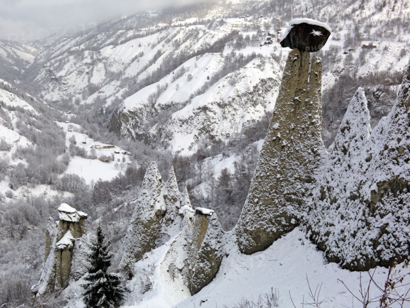 Les Pyramides d'Euseigne earth pyramides hoodoos of Euseigne