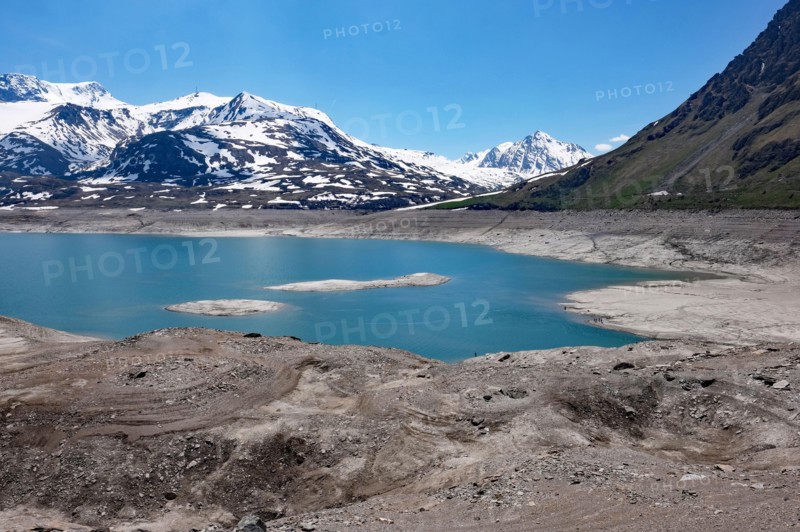 Lago del Moncenisio, Italy, France Mont Cenis