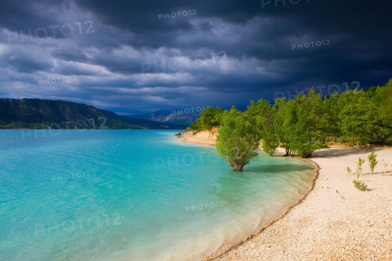 Lac de Sainte Croix, France, Europe, Provence, Alpes-de-Haute-Provence, lake, sea, reservoir, shore, trees, clouds, thunderstorm