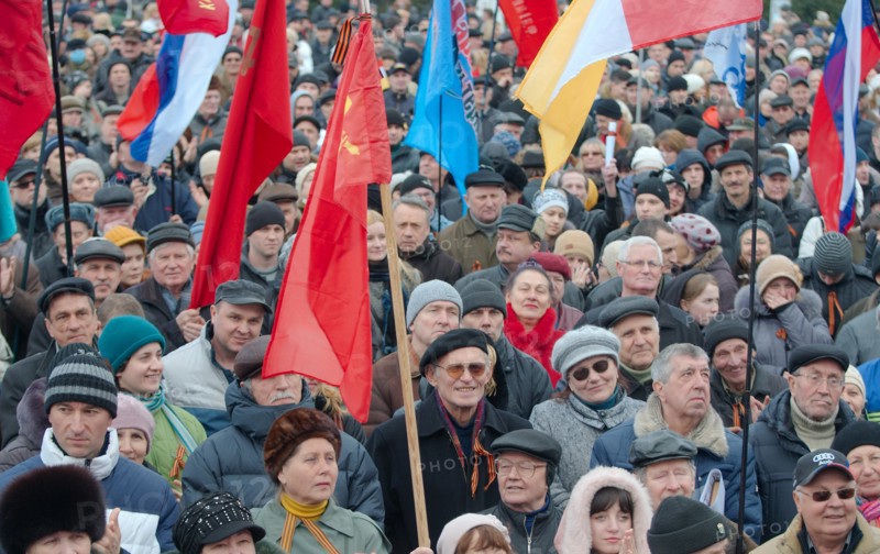 Odessa, Ukraine. 9th March, 2014. People's Assembly "Kulikovo Field". This demonstration in Kulikovo Field, Odessa, Ukraine (South Ukraine), against the new government in Kiev, against the National-fascism, for a referendum, and in support of the Crimea and Crimean peoples, Credit:  KEN VOSAR/Alamy Live News