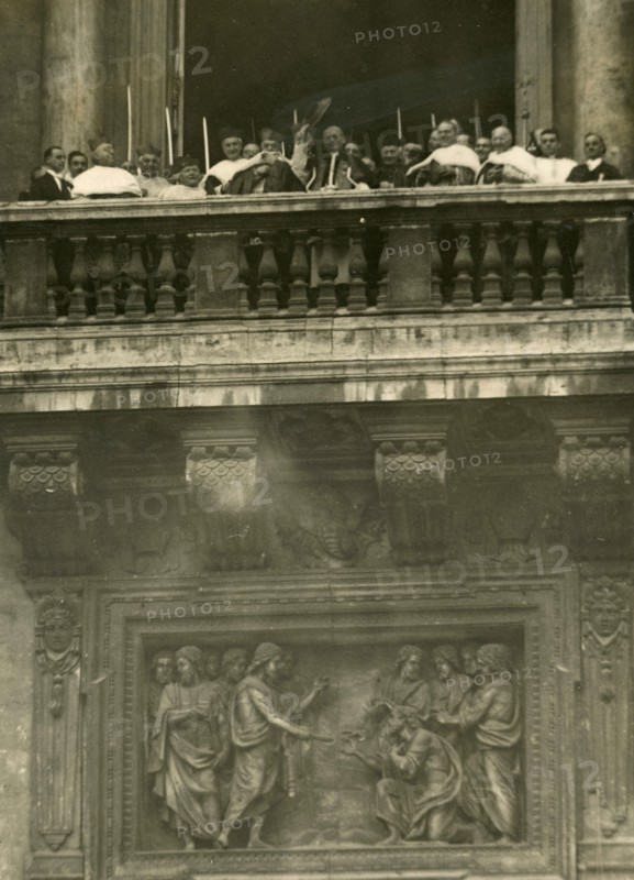 Pope Pius XI facing the balcony, Vatican City 1930s
