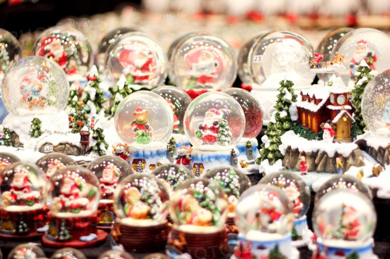 Snow globes in Christmas market, Vienna, Austria