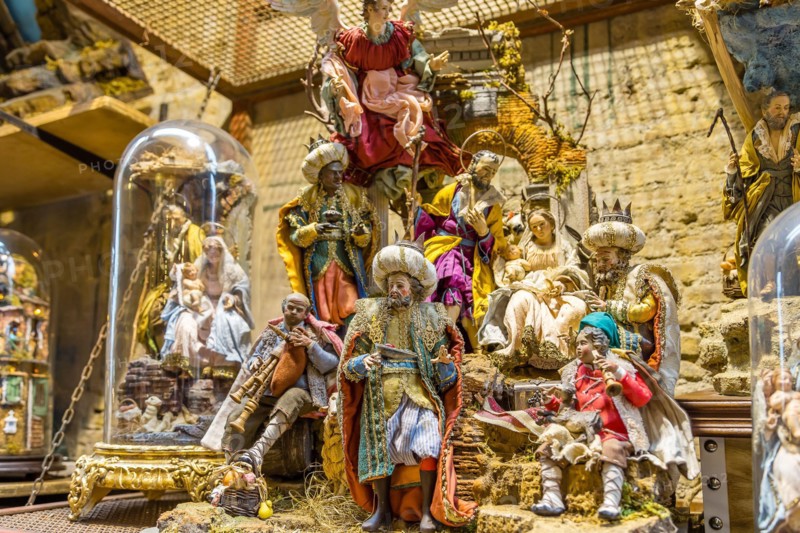 NAPLES, ITALY - JANUARY 4, 2020: light is enlightening Christmas Nativity scenes market in San Gregorio Armeno street
