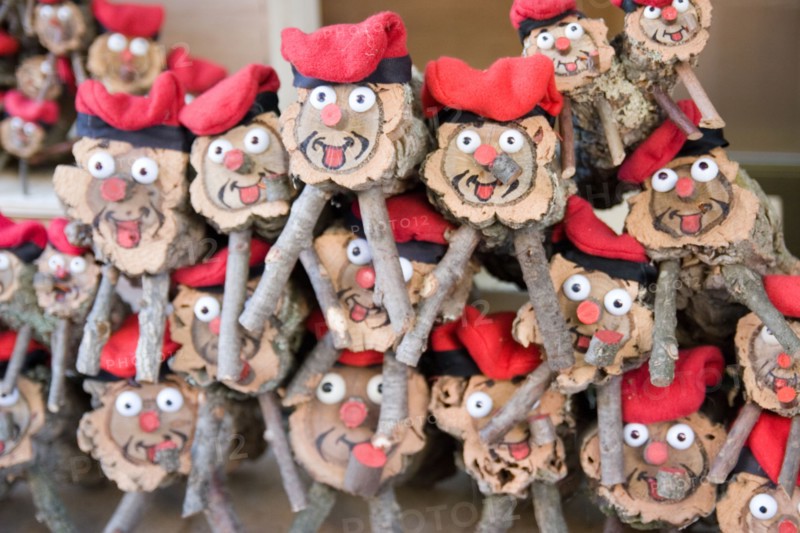 cagatios CHRISTMAS CATALAN DOLLS