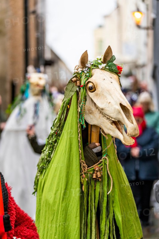 Chepstow, Wales, UK. 19th January 2019. 3pm Saturday 19th January 2019: Chepstow, Wales. The ancient Welsh tradition of Mari Lwyd sees decorated horse skulls  carried from door to door. Morris Dancers and Wassailing followed.