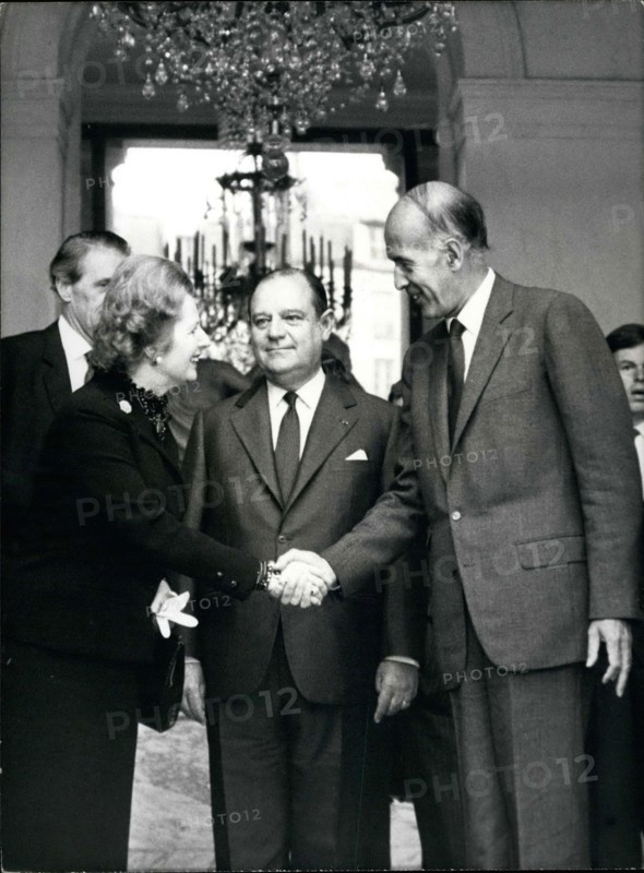 1979 - The annual meeting between France and Britain was held today in Paris. British Prime Minister Mrs. Thatcher was accompanied by her Ministers of Foreign Affairs, of Finances, and of Commerce and Industry. Margaret Thatcher is pictured saying goodbye to President Valery Giscard D'Estaing in the presence of France's Prime Minister Raymond Barre (center) (Credit Image: © Keystone Pictures USA/ZUMAPRESS.com)