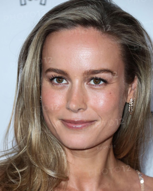 Beverly Hills, United States. 10th Apr, 2022. BEVERLY HILLS, LOS ANGELES, CALIFORNIA, USA - APRIL 10: Brie Larson arrives at The Daily Front Row's 6th Annual Fashion Los Angeles Awards presented by Yes I Am Cacharel, Moroccanoil, Sunglass Hut, MCM, FIJI, Whispering Angel, and Sleep Spa Hastens held at the Beverly Wilshire, A Four Seasons Hotel on April 10, 2022 in Beverly Hills, Los Angeles, California, United States. (Photo by Xavier Collin/Image Press Agency) Credit: Image Press Agency/Alamy Live News