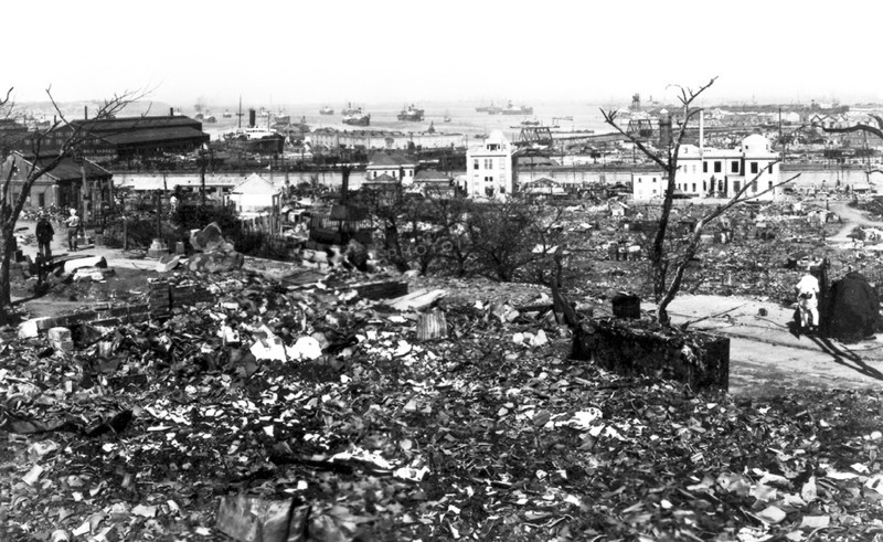 The Great Kanto earthquake (????? Kanto daishinsai) struck the Kanto Plain on the Japanese main island of Honshu at 11:58 in the morning on Saturday, September 1, 1923. Varied accounts indicate the duration of the earthquake was between four and 10 minutes. The 2011 Tohoku earthquake later surpassed that record, at magnitude 9.0.The earthquake had a magnitude of 7.9 on the Moment magnitude scale (Mw), with its focus deep beneath Izu Oshima Island in the Sagami Bay. The cause was a rupture of part of the convergent boundary where the Philippine Sea Plate is subducting beneath the Okhotsk Plat