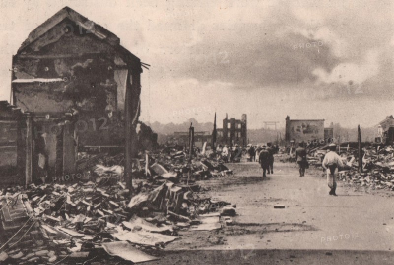 Japan Earthquake 1923: Post-fire scene at Jimbocho street, Kanda Ward, Tokyo