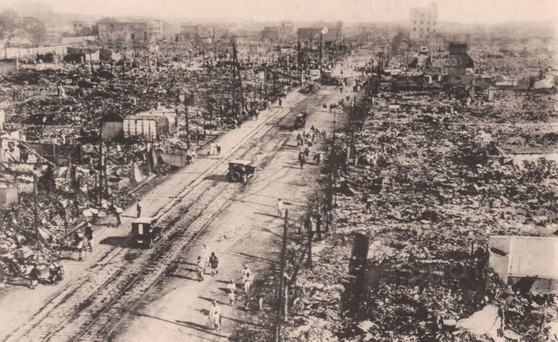 Japan Earthquake 1923: The ruins after the quake-fire at Ningyocho street, one of the thriying quarters of Tokyo