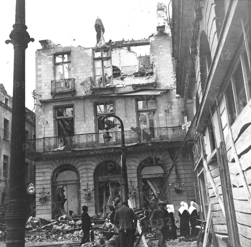 world war ii : bombing of nantes, France