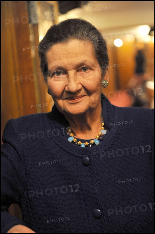Simone Veil (1927 - 2017) femme d'État française, a loi de 1975 qui légalisait l'avortement