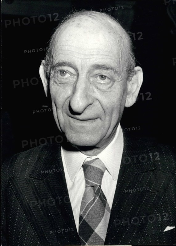 Dec. 14, 2011 - PORTRAIT DE MR. RAYMOND ARON. PROFESSEUR AU COLLEGE DE FRANCE, MEMBRE DE L'INSTITUT.