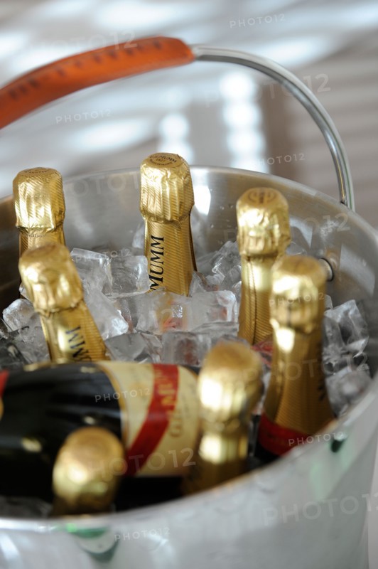 Celebrations with Mumm champagne.