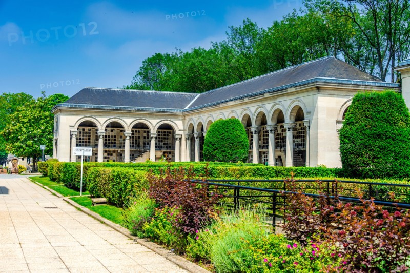 Père Lachaise Cemetery is the largest cemetery in the city of Paris