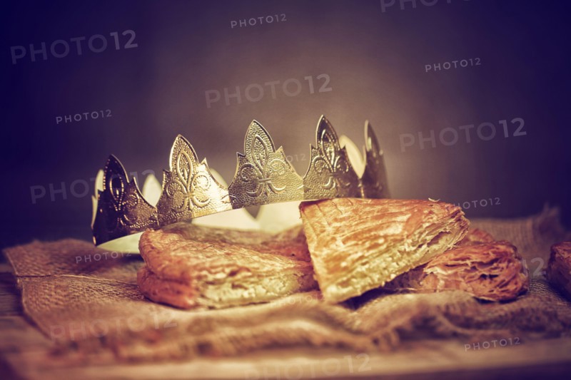 king cake,galette des rois and its crown close-up