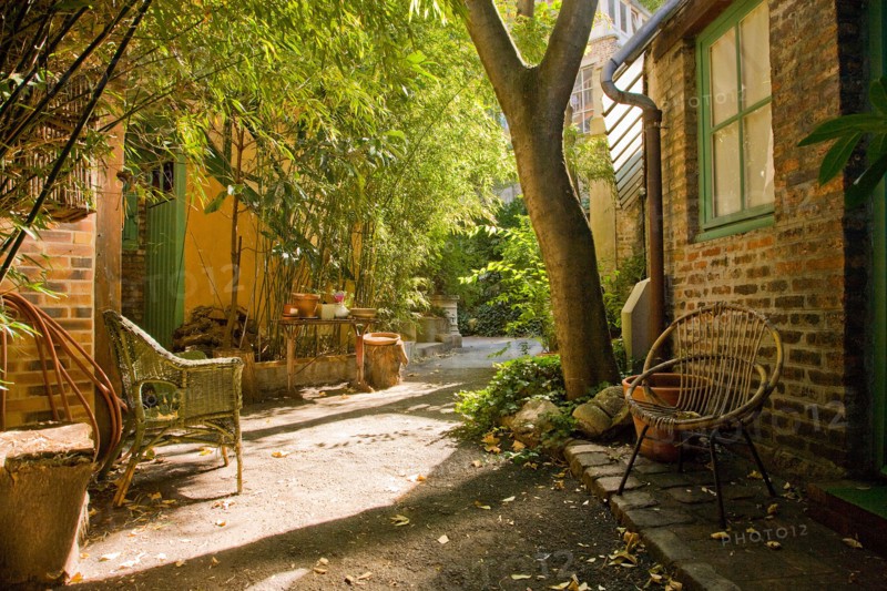 LA RUCHE, DANTZIG PASSAGE, PARIS