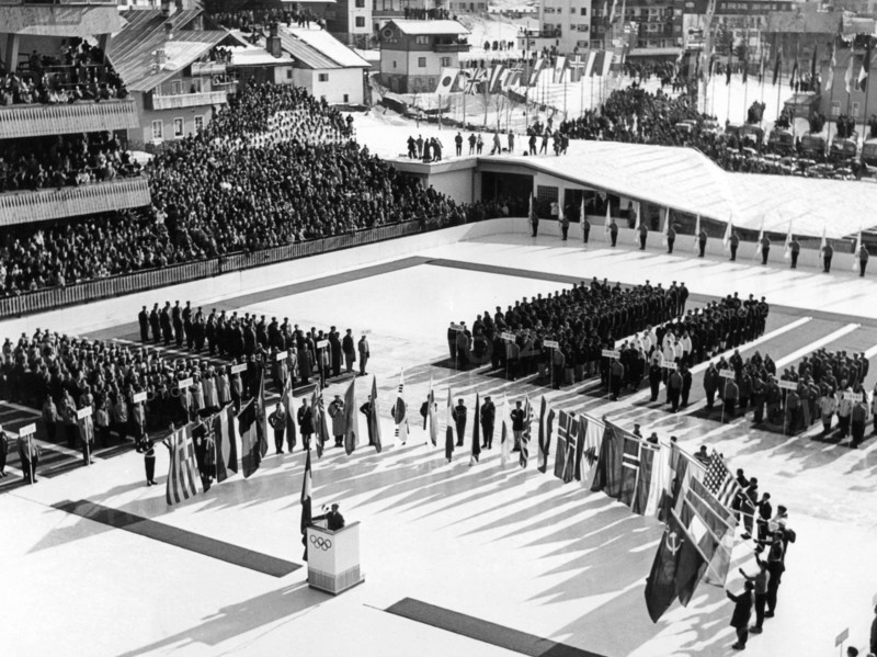 Jan. 26, 1956 - Cortina d'Ampezzo, Italy - Inauguration of the 7th Olympics Winter Games at Cortina d'Ampezzo, Italy in 1956. PICTURED: The National team of the Soviet Union enters the stadium.  (Credit Image: © KEYSTONE Pictures USA/ZUMAPRESS.com)