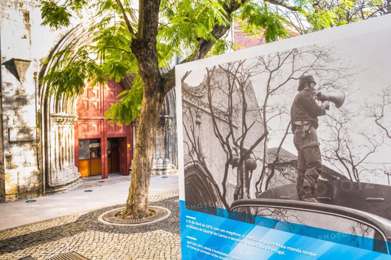 poster  showing a historic photograph of captain fernando salgueiro maia during the carnation revolution