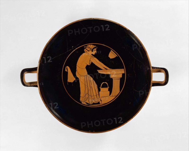 Terracotta kylix (drinking cup), Archaic, ca. 500 B.C., Greek, Attic, Terracotta; red-figure, H. 4 7/16 in. (11.2 cm), Vases