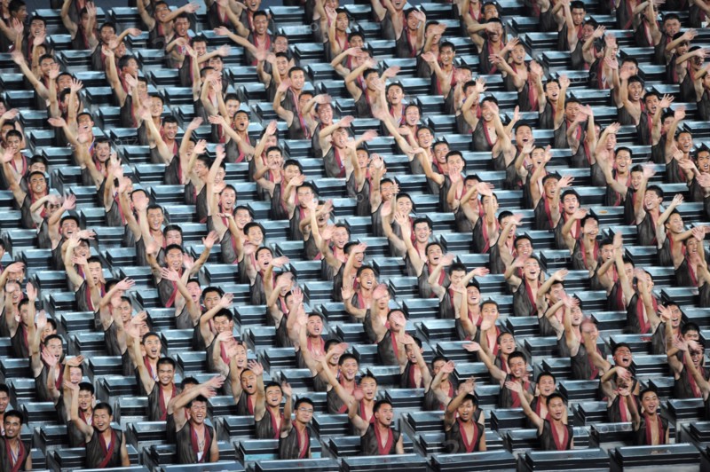 Chinese performers during the Opening Ceremony of the Beijing 2008 Olympic Games at the National Stadium, known as Bird's Nest, Beijing, China, 08 August 2008. PEER GRIMM ###dpa###