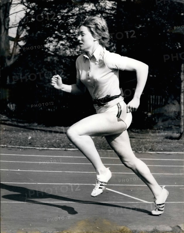 1968 - Lillian Board exciting to watch on the track. In the European Cup Final she said that she could run fast right from the start and still produce times that make her a firm favourite for the Olympic 400 metres. © Keystone Pictures USA/ZUMAPRESS.com/Alamy Live News