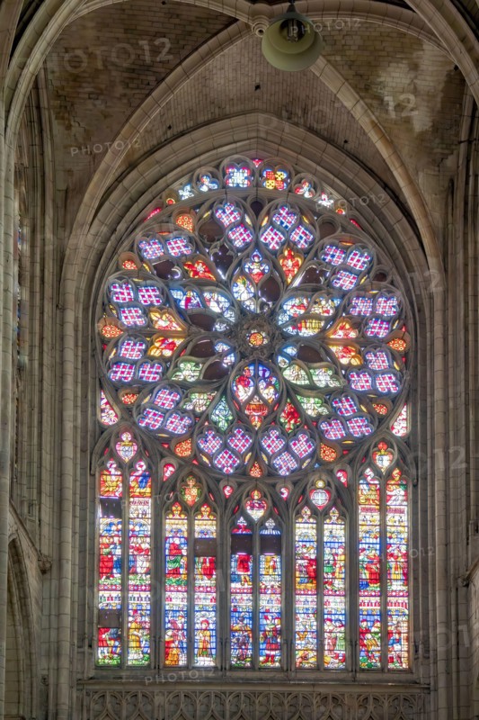Stained Glass Window, Cathedrale Saint-Etienne de Sens, Sens, Bourgogne, France