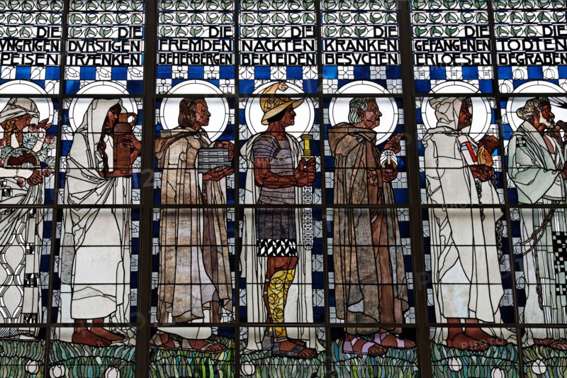 Statues of holy men, Art Nouveau stained glass window by Kolo Moser, Kirche Am Steinhof church, by Otto Wagner