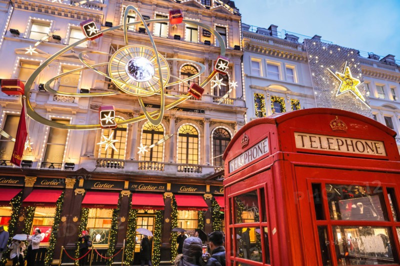 London, UK. 18th Nov, 2024. The 'Christmas at Cartier' light installation features an inter gallactic display in Old Bond Street. Christmas Lights, baubles and elaborate decorations have been put up along Bond Street and its luxury shops, Piccadilly, Burlington Arcade and all through Mayfair in anticipation of the the busy Christmas shopping season. Credit: Imageplotter/Alamy Live News