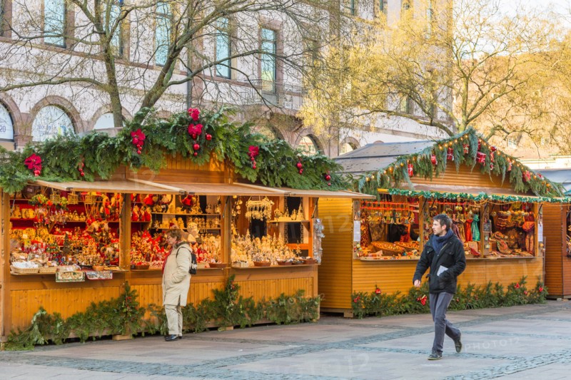 Christmas market in the center of Strasbourg, wine route, Alsace, Bas-Rhin, France