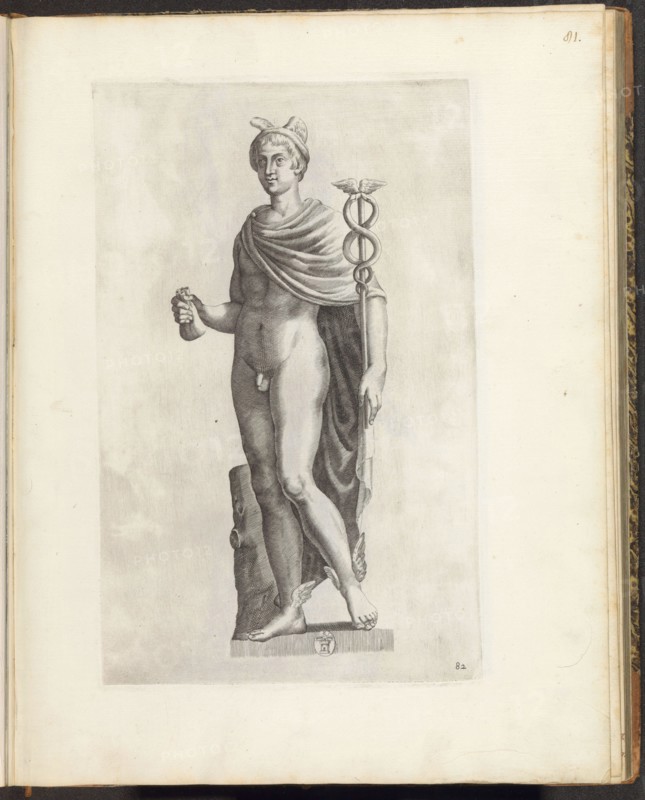 Statue of Mercury with Caduceus and Bag Money, 1636 - 1647 print Mercury statue with petasus on the head. In the left hand de Caduceus, a bag of money in the right hand. On the base the coat of arms of Vincenzo Giustiniani. Print is part of an album with a series of prints to the sculptures in the collection in the Galleria Giustiniani in Rome.  paper engraving piece of sculpture, reproduction of a piece of sculpture. (story of) Mercury (Hermes). caduceus (staff with two snakes, attribute of Mercury). attributes of Mercury: petasus