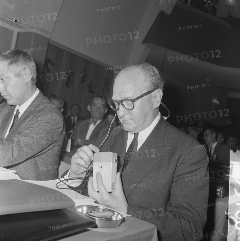 The congress of the SAI in Amsterdam. The French leader Guy Mollet, September 4, 1963, congresses, The Netherlands, 20th century press agency photo, news to remember, documentary, historic photography 1945-1990, visual stories, human history of the Twentieth Century, capturing moments in time