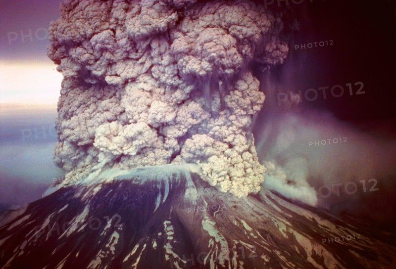 Eruption of Mt St Helens 18 May 1980, Gifford Pinchot National Forest  An optimised / enhanced version of a USDA Forest Service   photo. Credit USDA