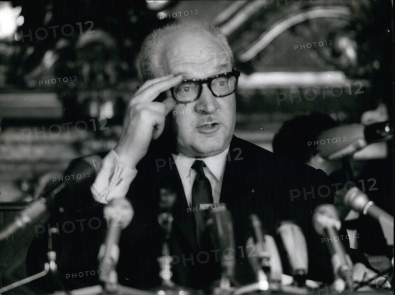 1967 - Guy Mollet, Dec. 1967 © Keystone Pictures USA/ZUMAPRESS.com/Alamy Live News