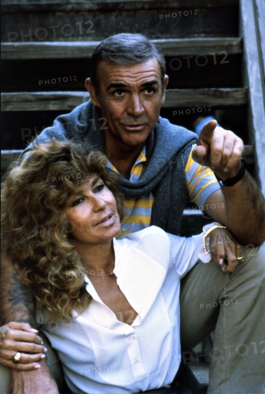 SEAN CONNERY as JAMES BOND 007 and his wife MICHELINE ROQUEBRUNE CONNERY on set location South of France candid NEVER SAY NEVER AGAIN 1983 director Irvin Kershner executive producer Kevin McClory UK/USA/West Germany Talia Film II Productions / Woodcote / Producers Sales Organisation (PSO) / Warner Bros.