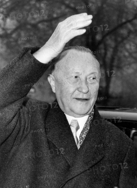 Konrad Adenauer visits British Embassy