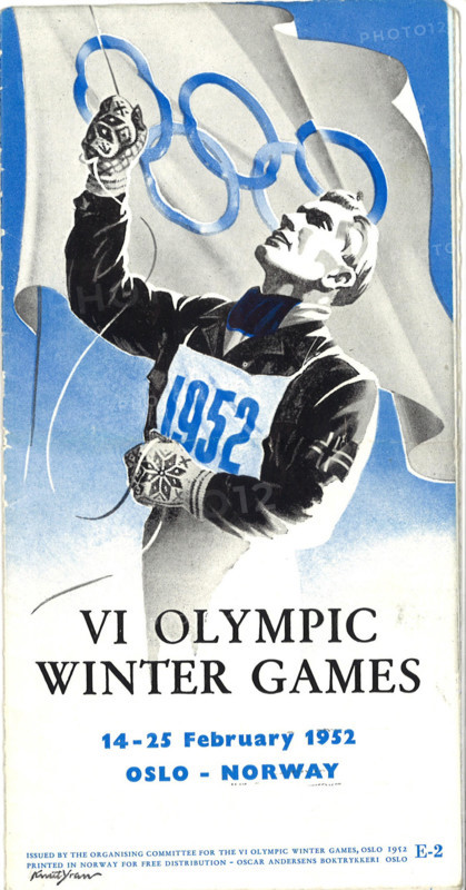 This brochure from the 1952 Winter Olympics in Oslo provides a visual and historical record of the event. The brochure, part of Olympic history, showcases the games' cultural significance and the development of winter sports. It highlights the participation of athletes from around the world in the 1952 Oslo Winter Games.