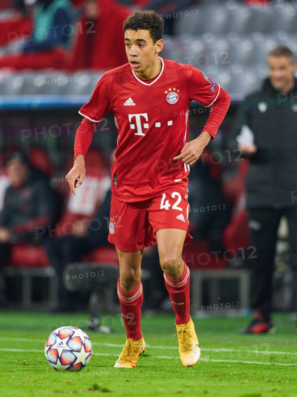 Jamal MUSIALA, FCB 42  in the match  FC BAYERN MUENCHEN - LOKOMOTIVE MOSKAU 2-0 of football UEFA Champions League group stage in season 2020/2021 in Munich, December 9, 2020.   © Peter Schatz / Alamy Live News