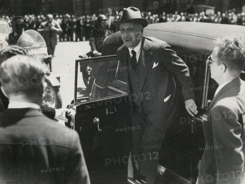 The arrival of Italian President of Republic Enrico De Nicola at the Parliament, Rome, Italy 1946