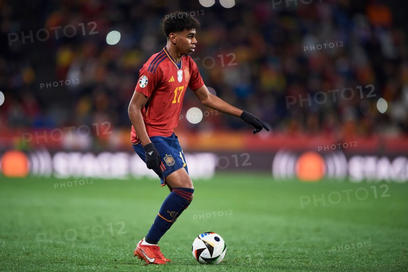 Lamine Yamal of Spain in action during the UEFA Euro 2024 Qualifying match between Spain and Georgia, Group A, date 10, played at Jose Zorilla Stadium