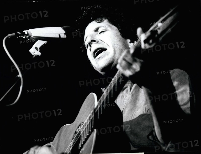 Jun. 06, 1976 - Leonard Cohen visiting Switzerland At the famous International Jazz Festival at Montreux, where every year top-stars from all over come to this week-end there was folk-musik presented. Star-singer was the Canadian Leonard Cohen.