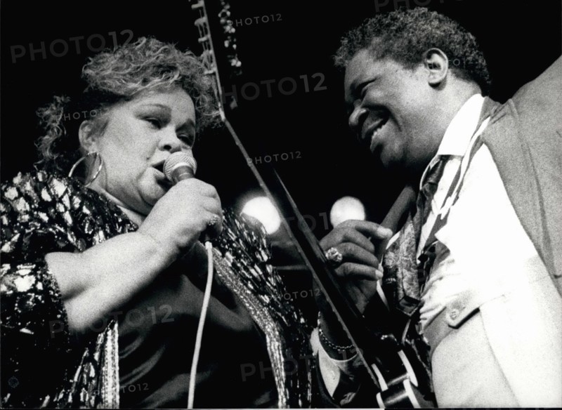Jul. 07, 1990 - Jazz Festival Of montreux: Etta james and B.B. king found to a duett during the night of the blues at the montreux jazz Festival, july 18.