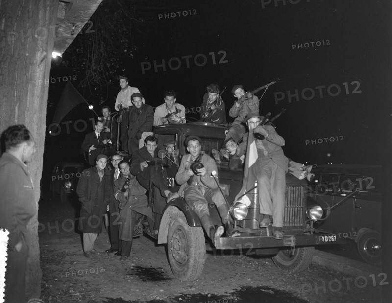 Last photos from Budapest. Resistance fighters with truck on patrol at night, November 2, 1956, trucks, The Netherlands, 20th century press agency photo, news to remember, documentary, historic photography 1945-1990, visual stories, human history of the Twentieth Century, capturing moments in time