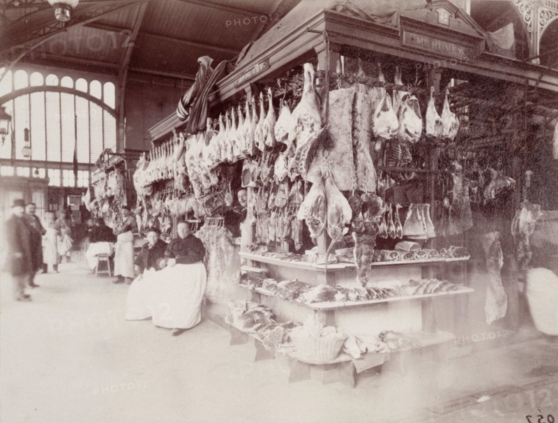 Madame Huvey's butcher's shop, at the Halles market, Baltard pavilion, 1st arrondissement, Paris, Atget, Eugène (Jean Eugène Auguste Atget), Photographer, In 1898, Photography, Graphic arts, Photography, Albumen print, Dimensions - Works: Height: 17.6 cm, Width: 22.8 cm, Dimensions - Original mounting:, Height: 23.9 cm, Width: 29.7 cm