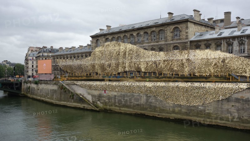 Images of previous to the Opening Ceremony in the Seine River, Paris 2024. Facade Decoration