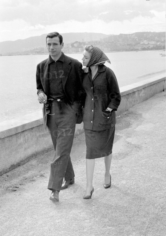 Apr. 17, 2007 - Festival de Cannes. Festival de Cannes. Simone Signoret et Yves Montand sur la croisette le 2 mai 1959. Â© JDF / PixPlanete PIXPLANETE.CREDIT: PIXPLANETE-   K55874PP(Credit Image: © Globe Photos/ZUMAPRESS.com)