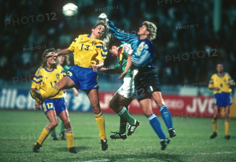 Team Norway during the 1991 FIFA World Cup in China. This was the first Women's World Cup.
