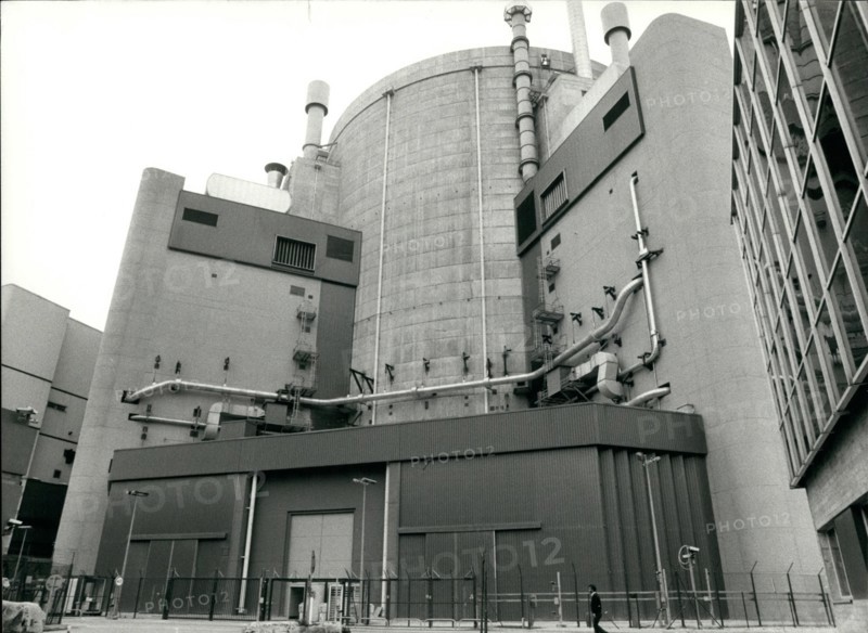 Apr. 04, 1990 - View of the French plutonium-driven nuclear power plant ''Superphenix'' in Creys-Malville.
