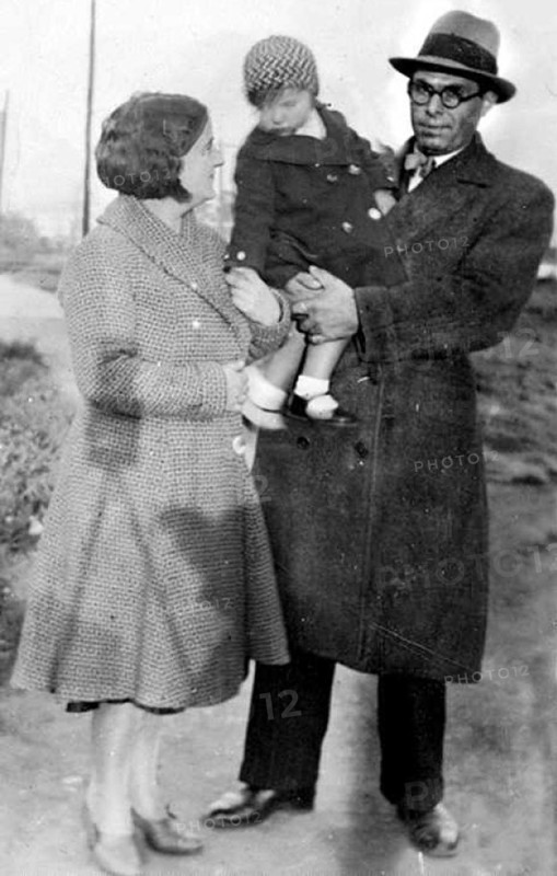 A 1936 photograph by Milienne Morin depicting Buenaventura Durruti, the Spanish anarchist and revolutionary leader, taken during the Spanish Civil War.