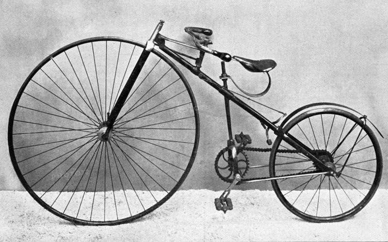 La première machine de dame : la bicyclette de Lawson en 1879